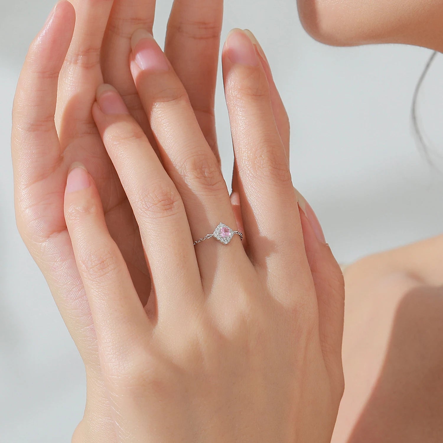 Blush Spark Chain Ring