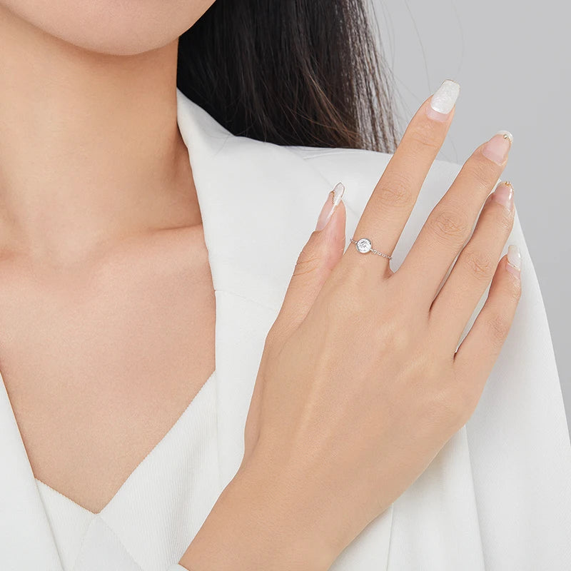 Round Zirconia Chain Ring